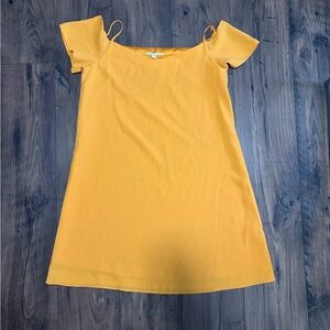 Gianni Bini Mustard Yellow Fabric